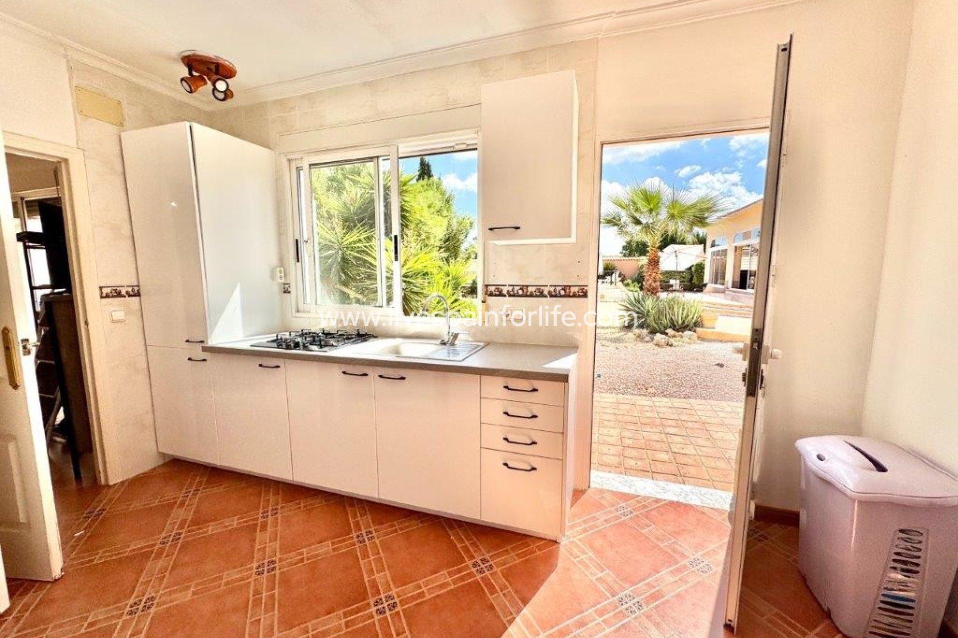 Reventa - Country house -
Alicante