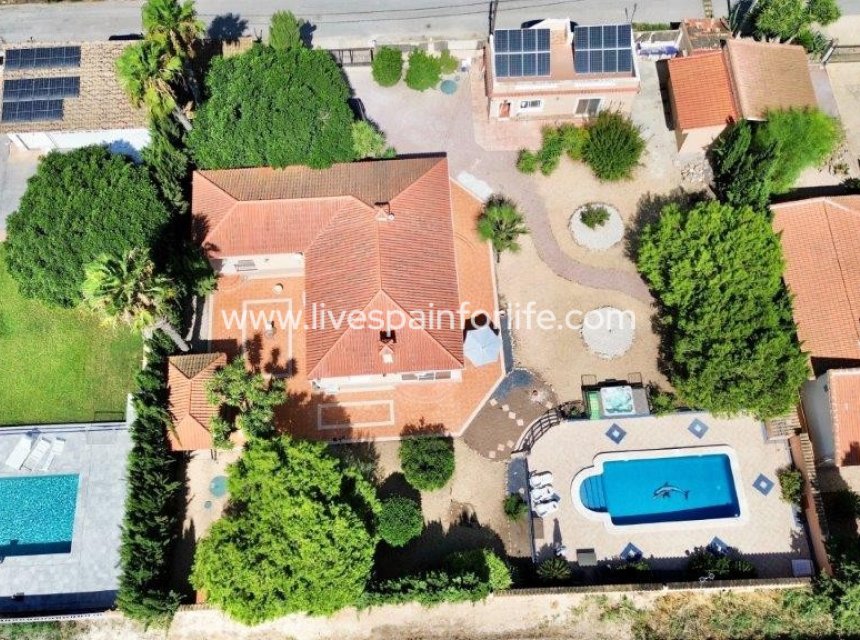 Reventa - Country house -
Alicante