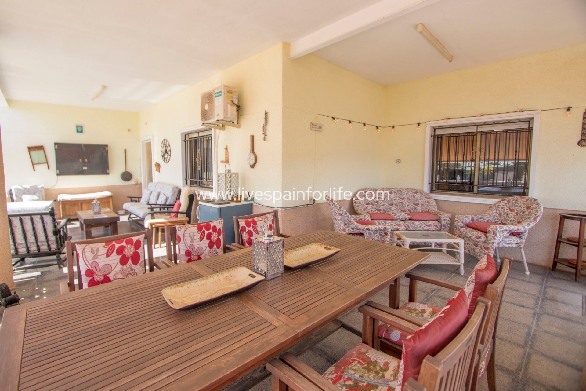 Reventa - Country house -
Alicante