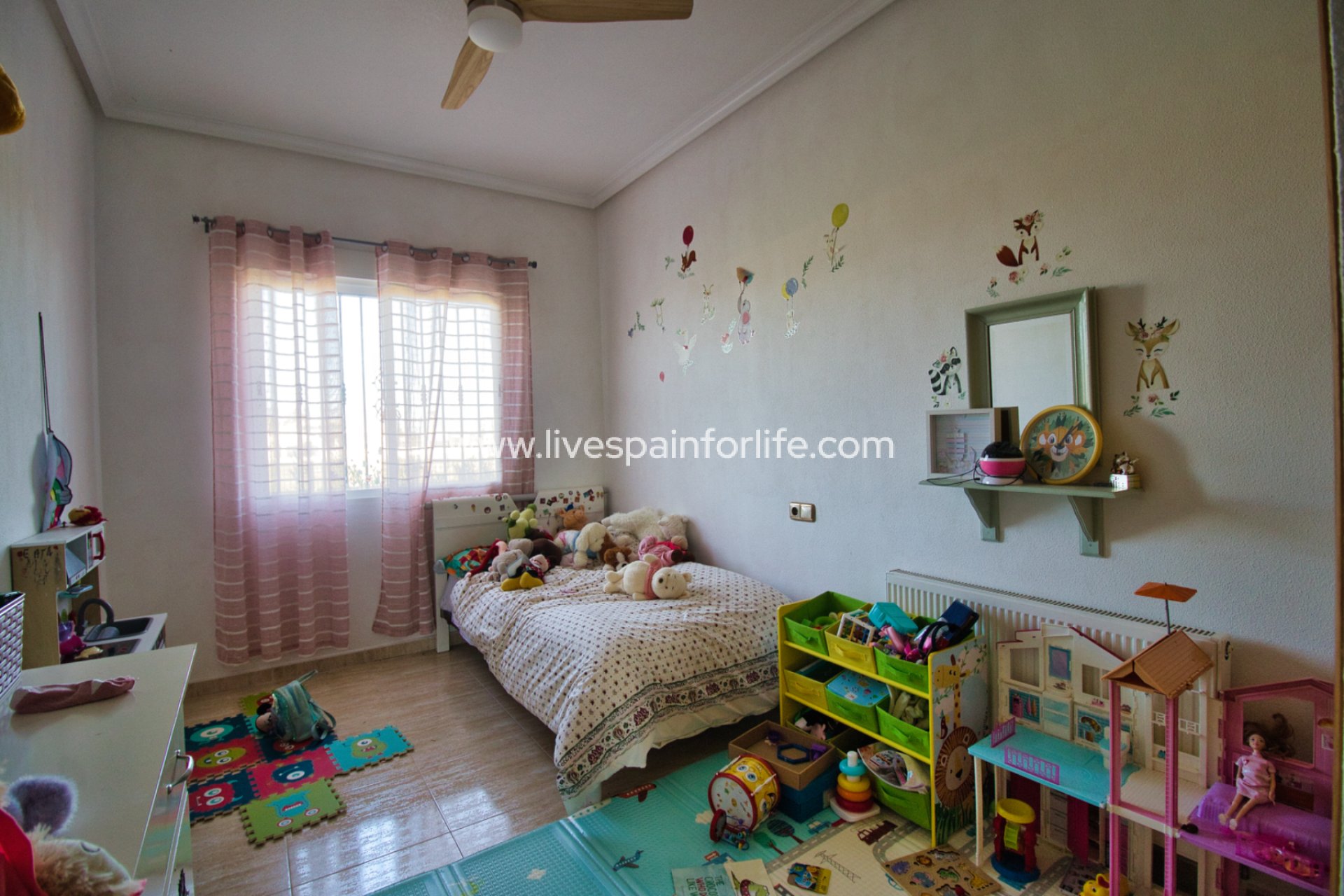 Reventa - Country house -
Alicante