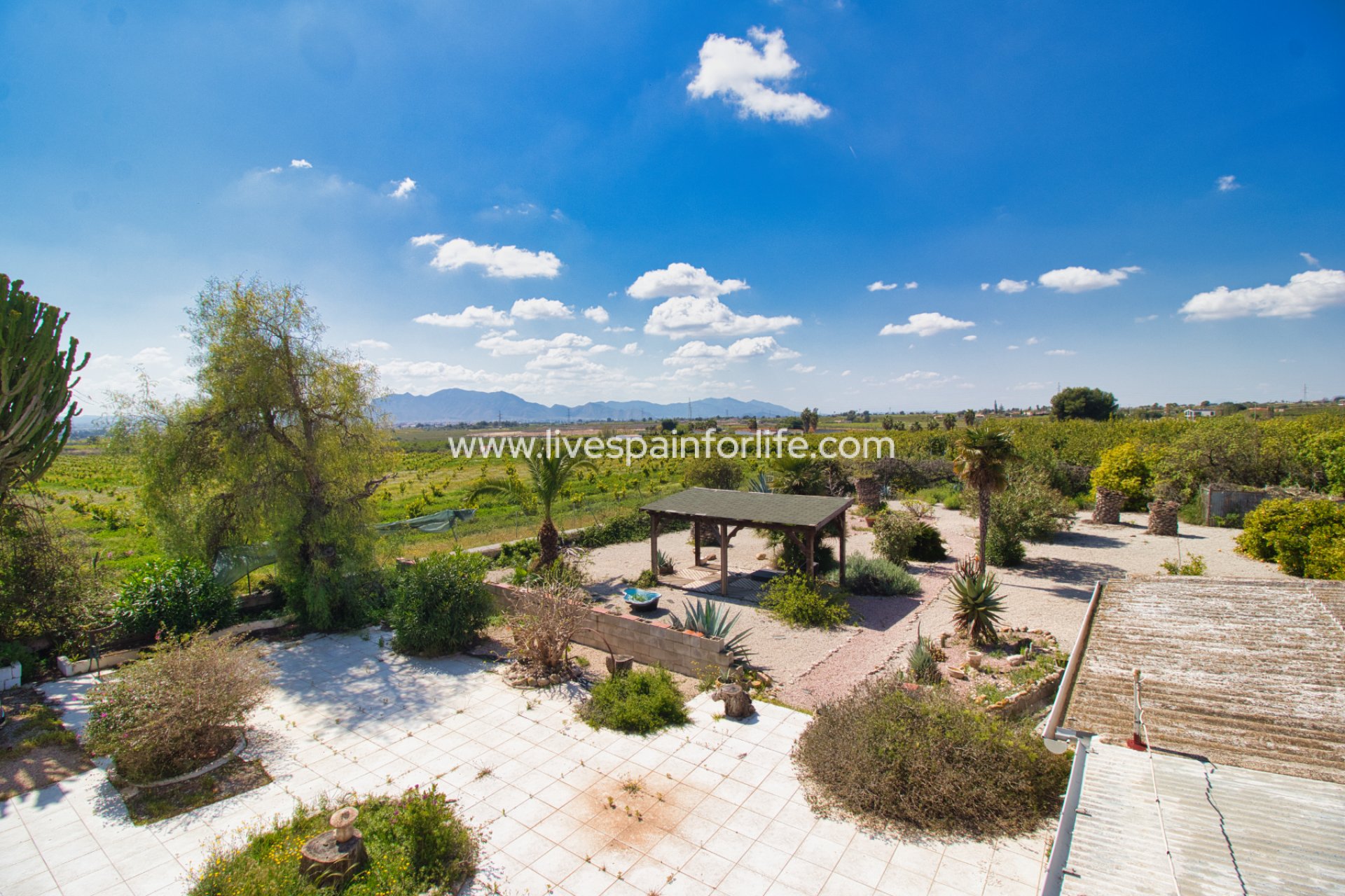 Reventa - Country house -
Alicante