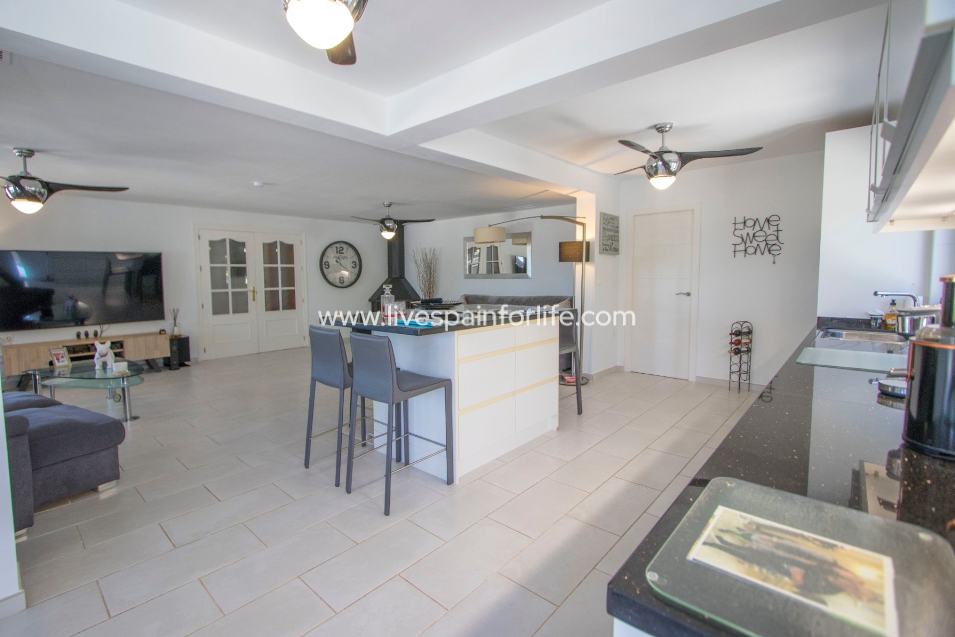 Reventa - Country house -
Alicante