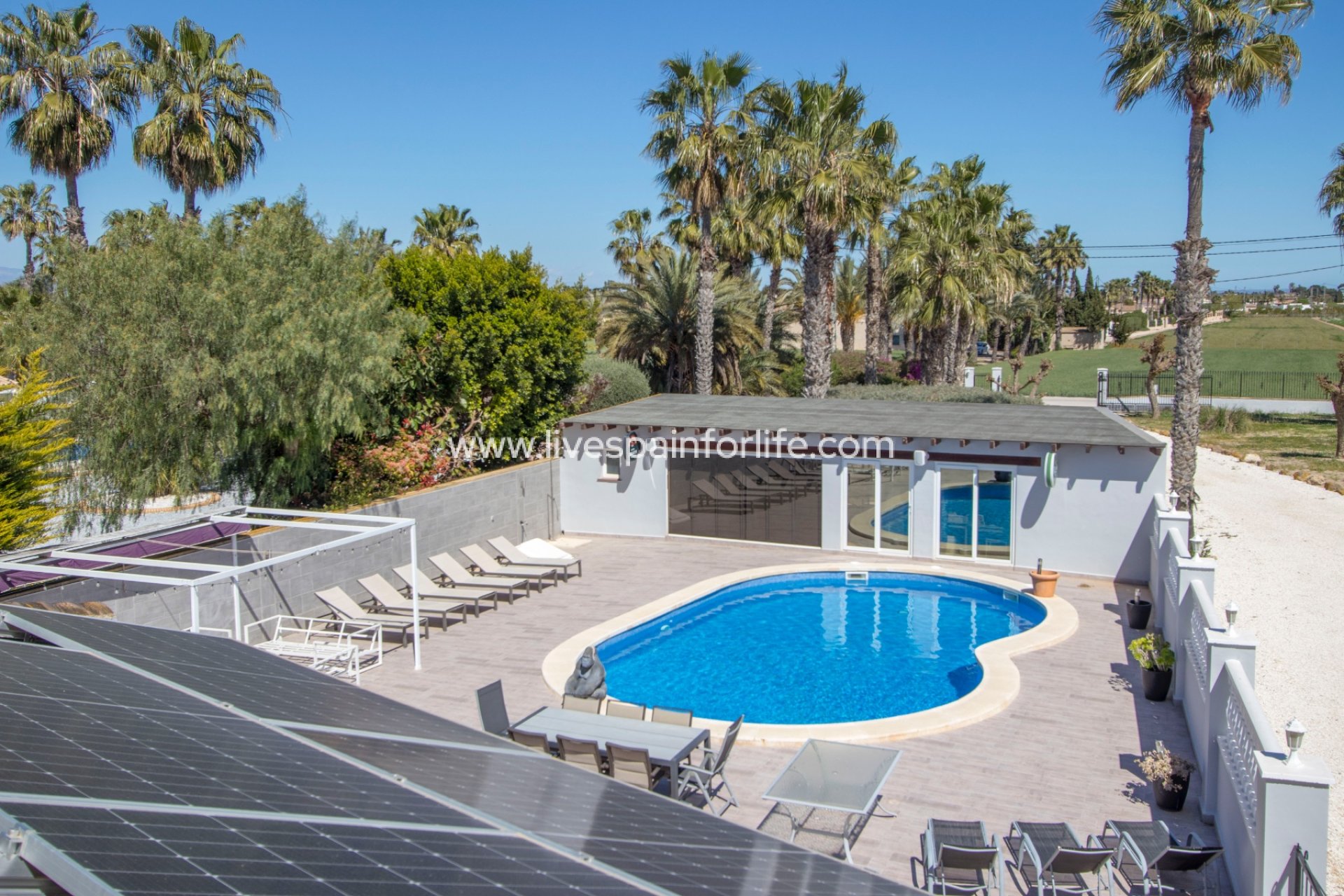 Reventa - Country house -
Alicante