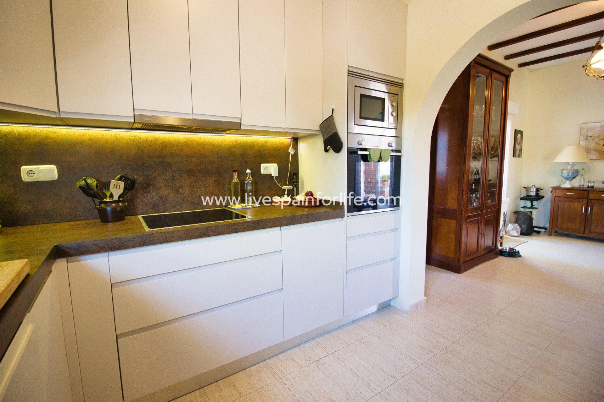 Reventa - Country house -
Alicante