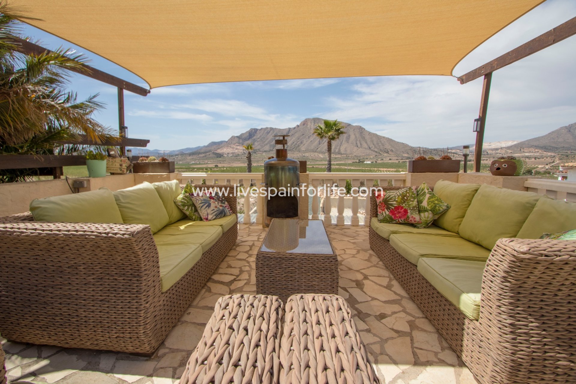 Reventa - Country house -
Alicante