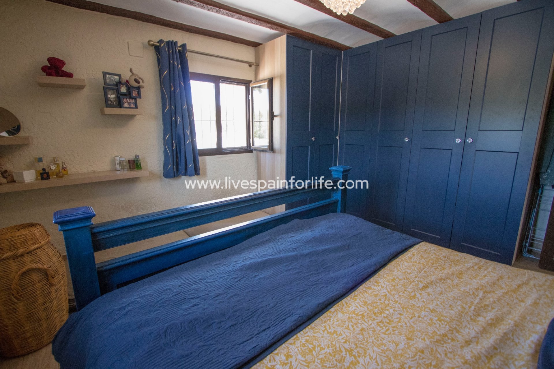 Reventa - Country house -
Alicante