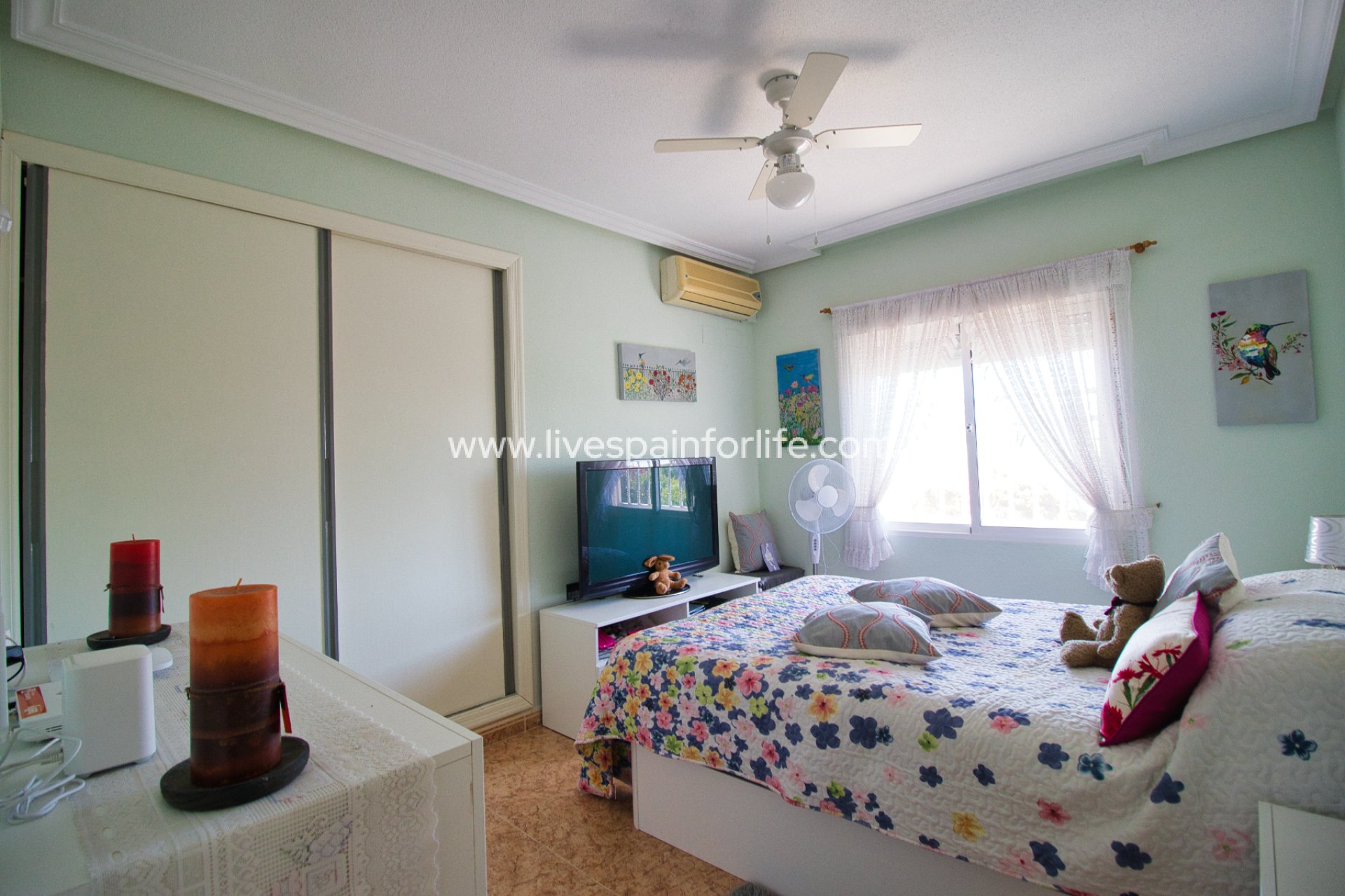 Reventa - Country house -
Alicante