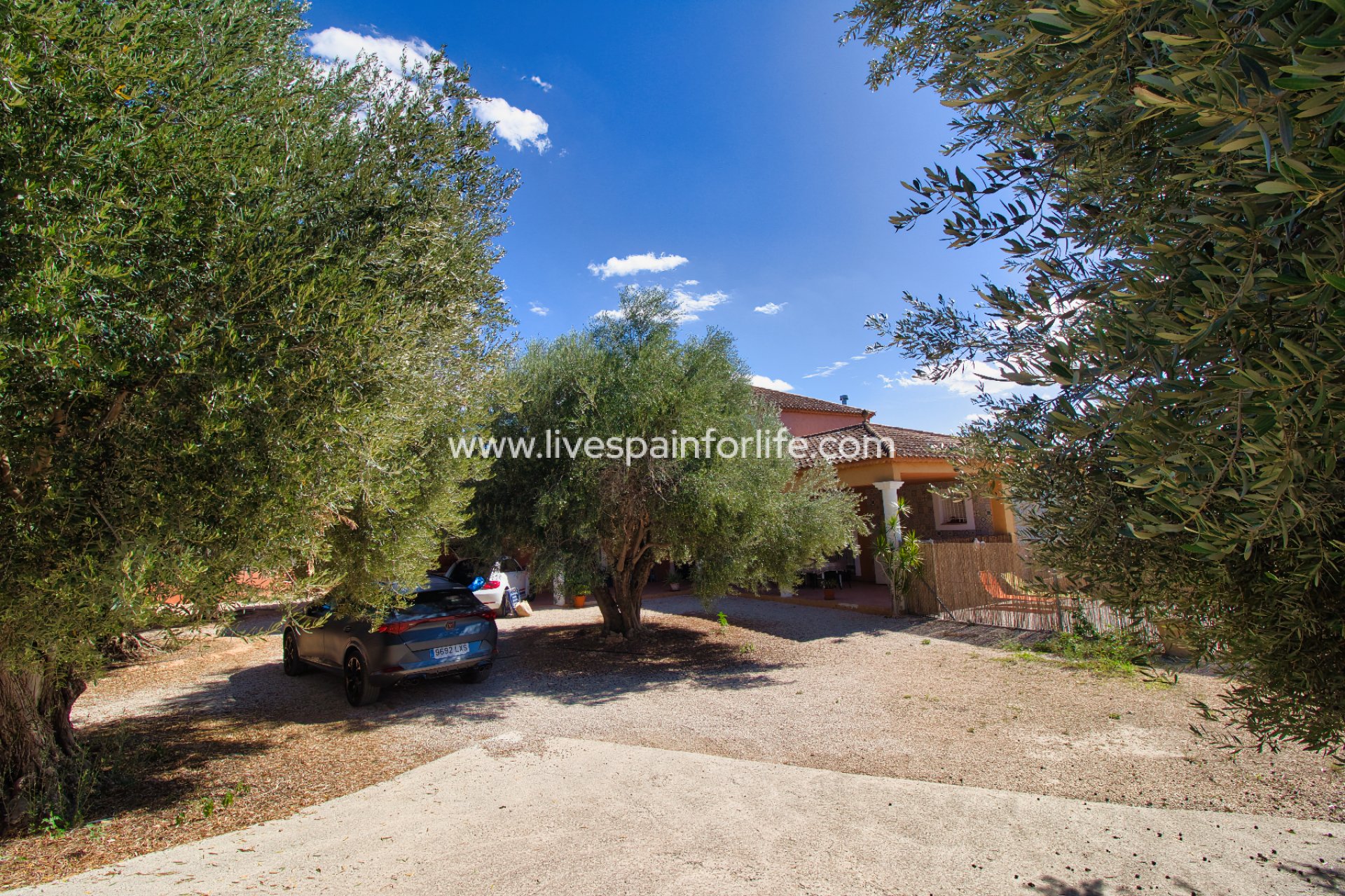 Reventa - Country house -
Alicante