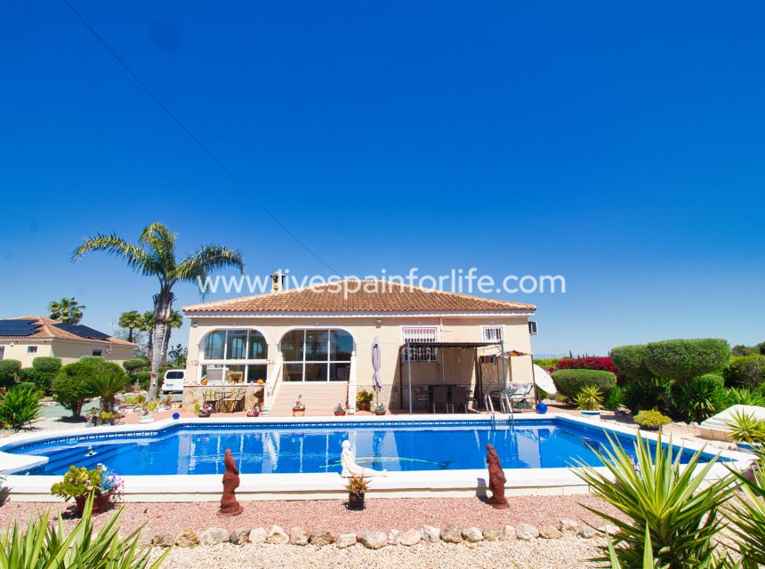 Reventa - Country house -
Alicante