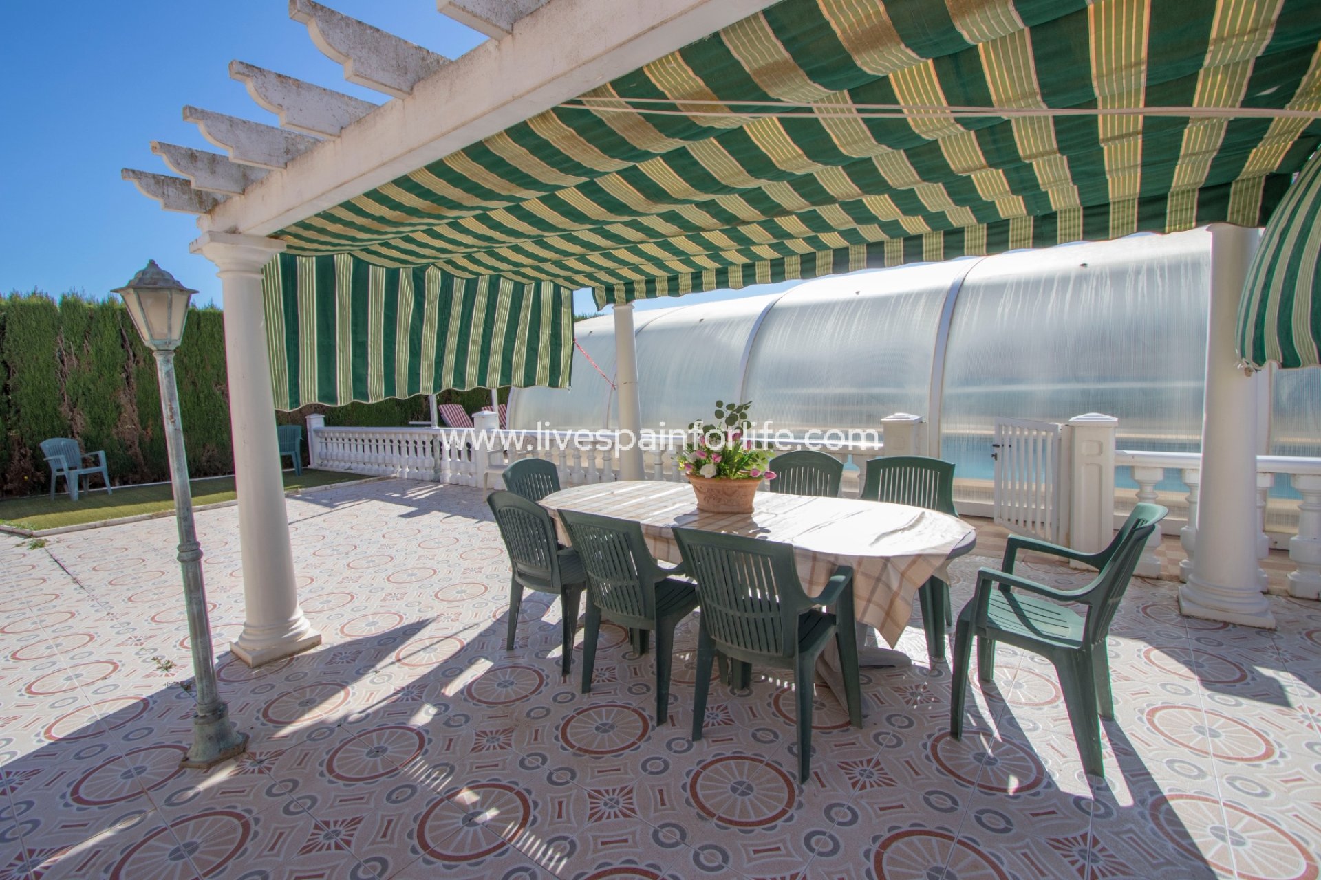 Reventa - Country house -
Alicante