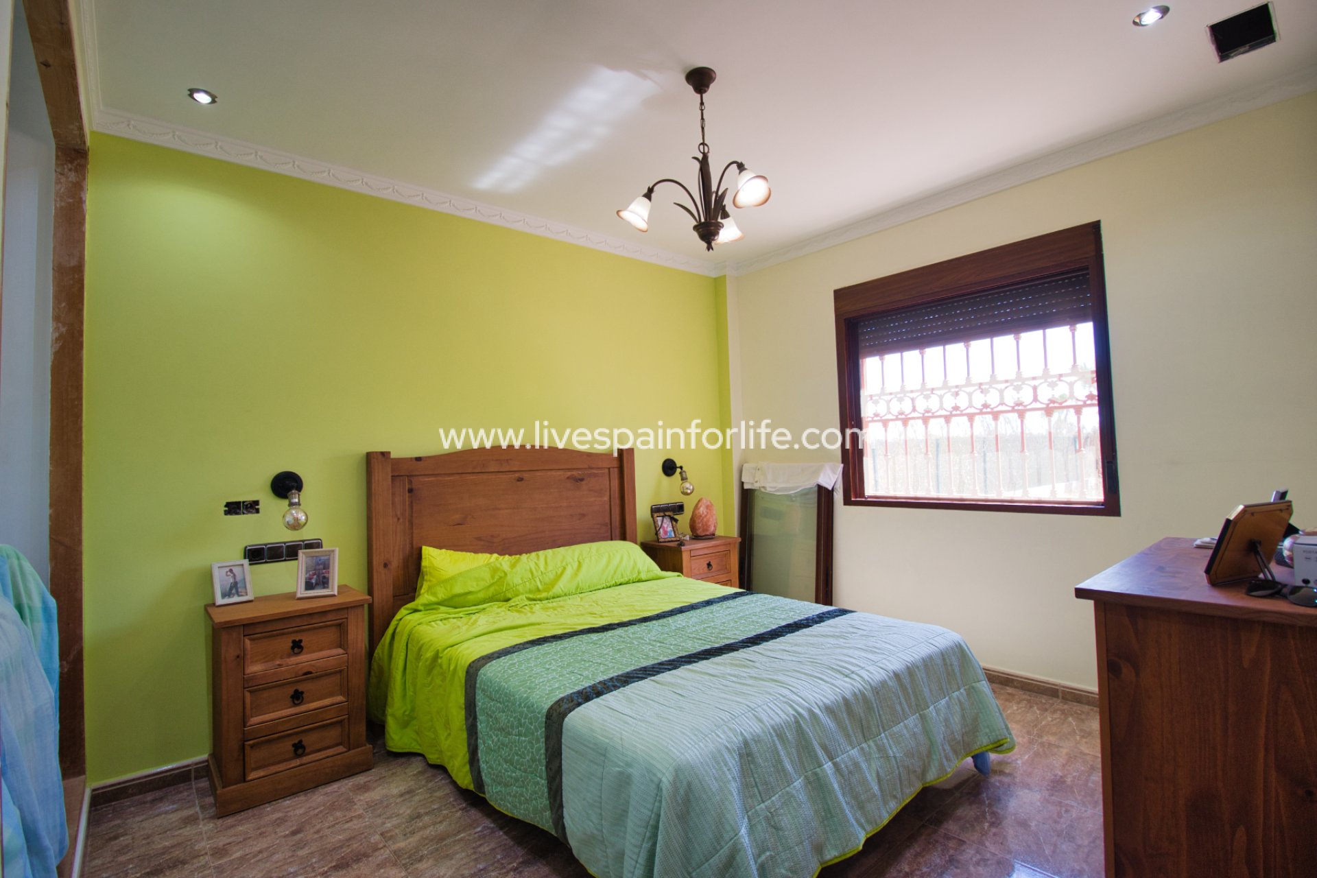 Reventa - Country house -
Alicante