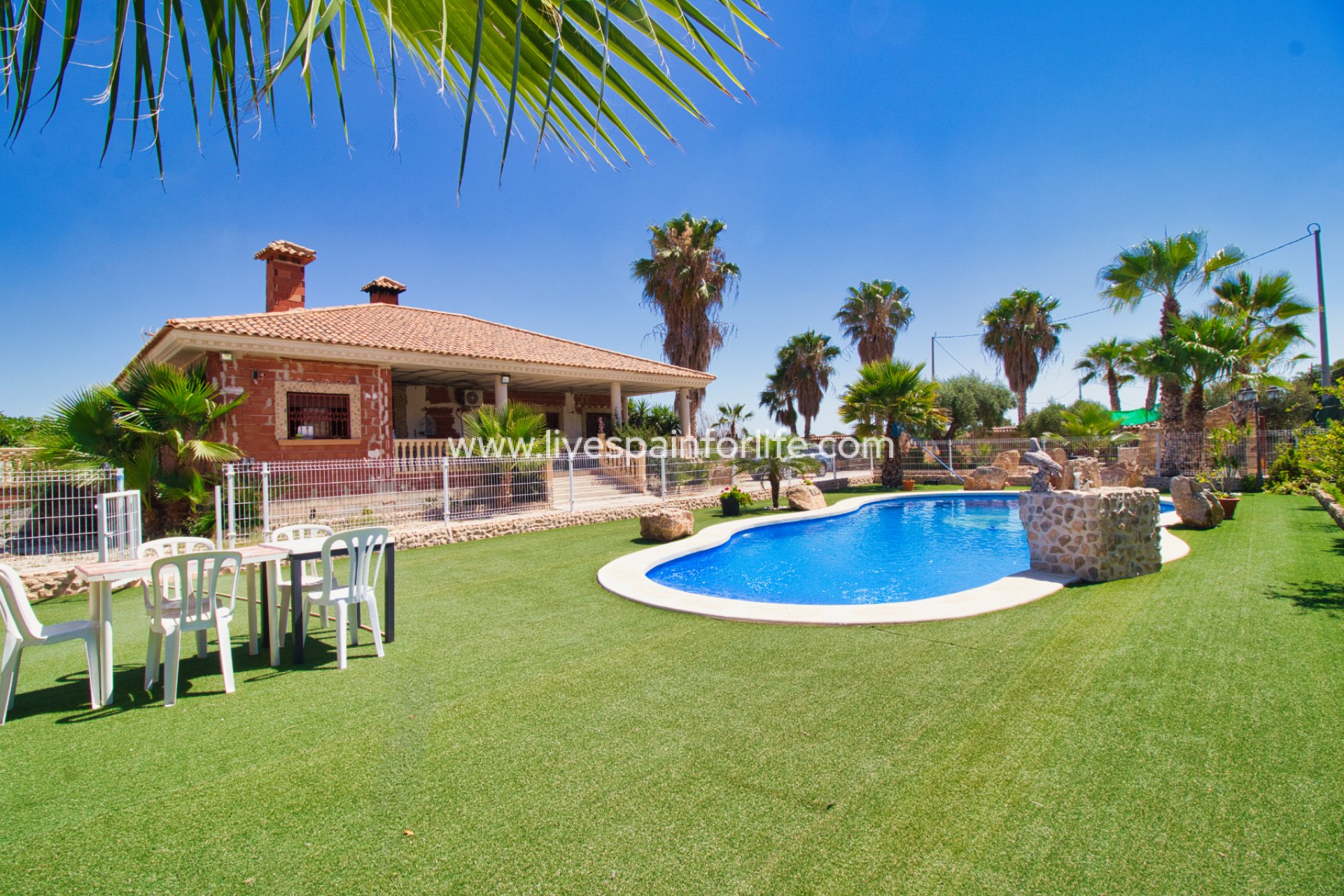 Reventa - Country house -
Alicante