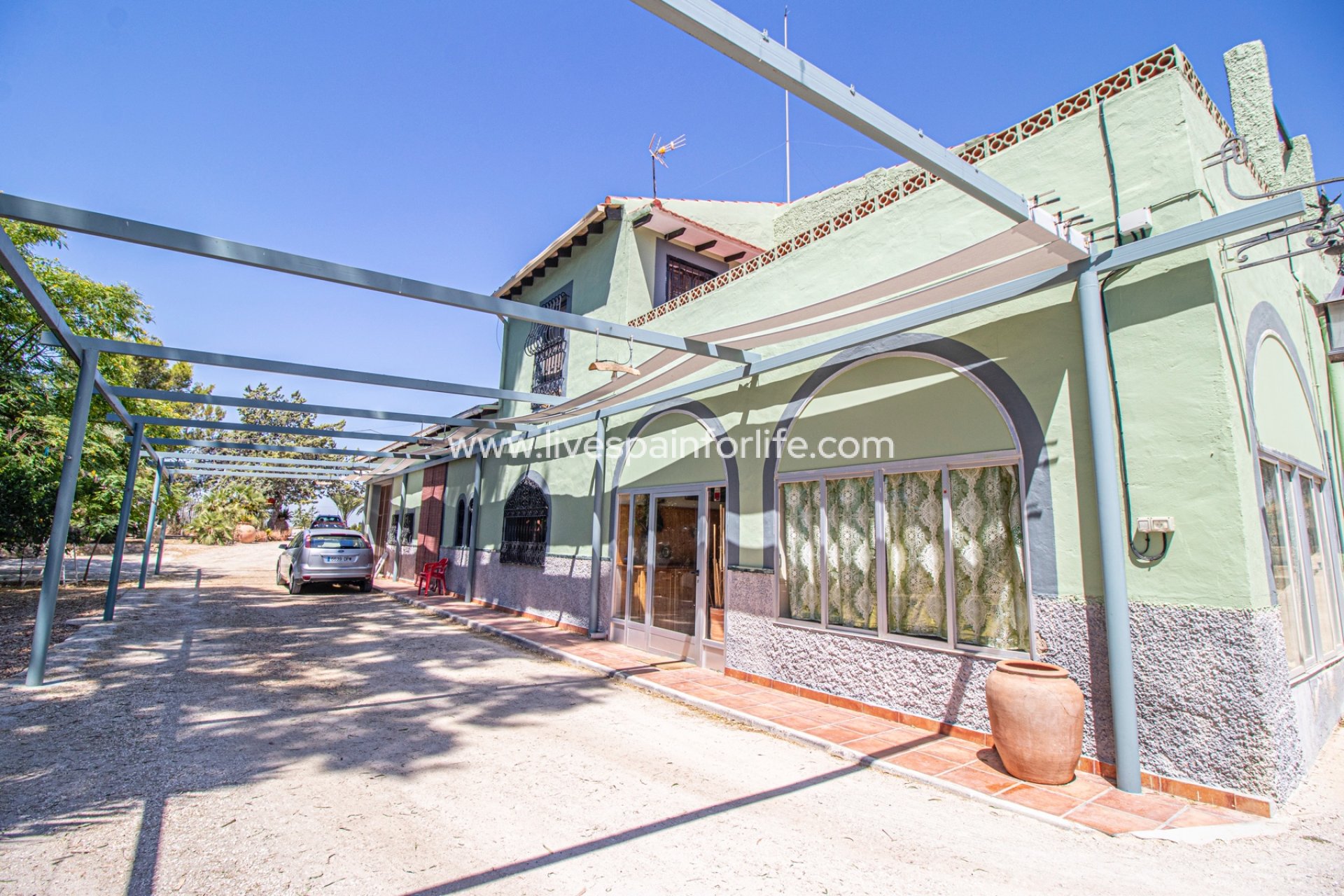Reventa - Country house -
Alicante