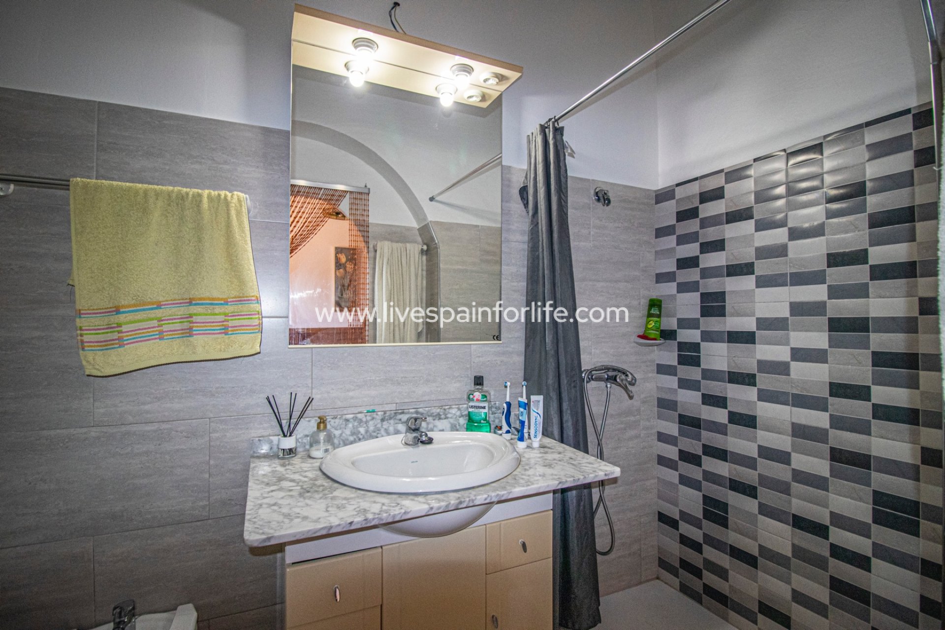 Reventa - Country house -
Alicante