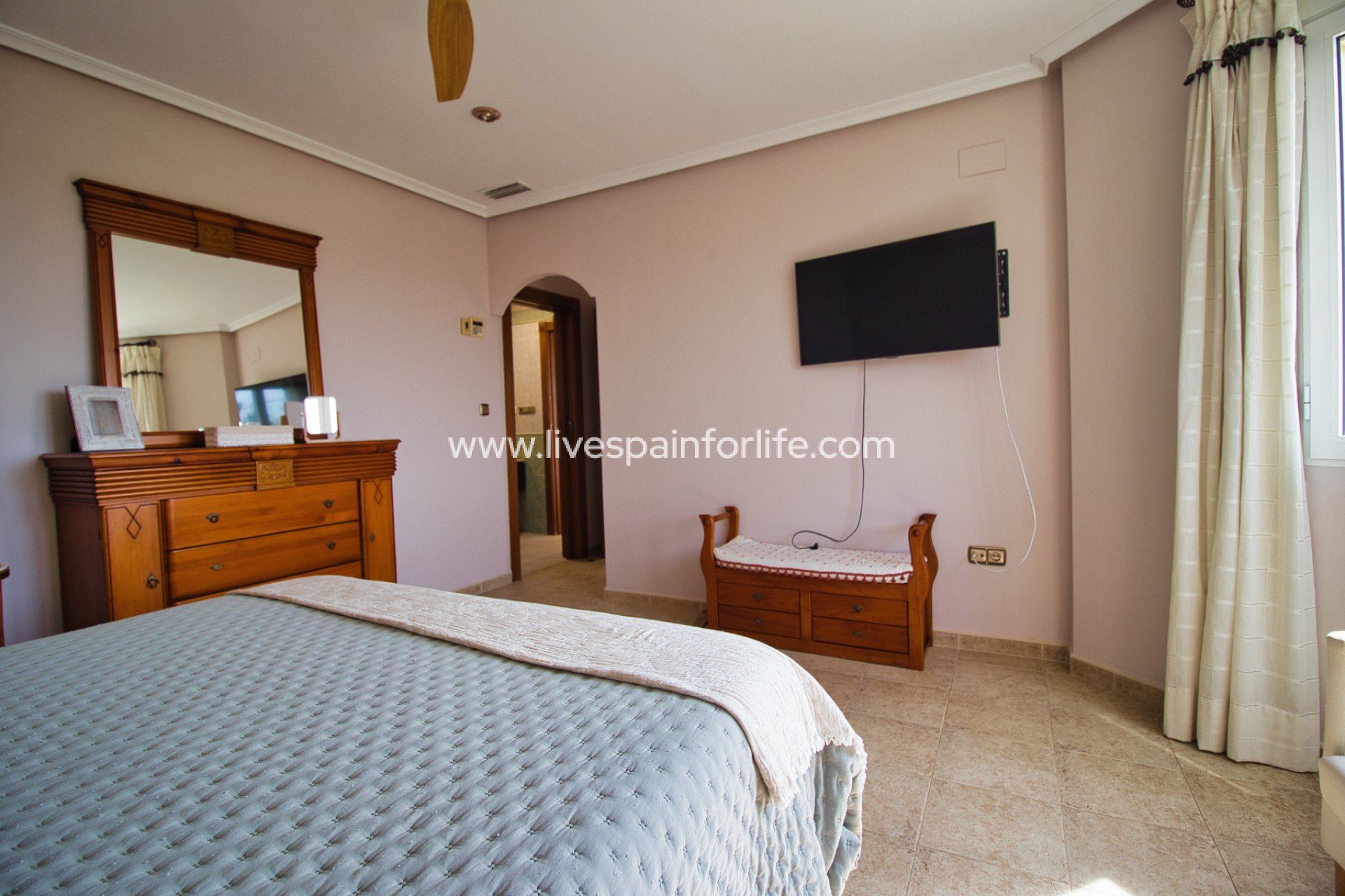 Reventa - Country house -
Alicante
