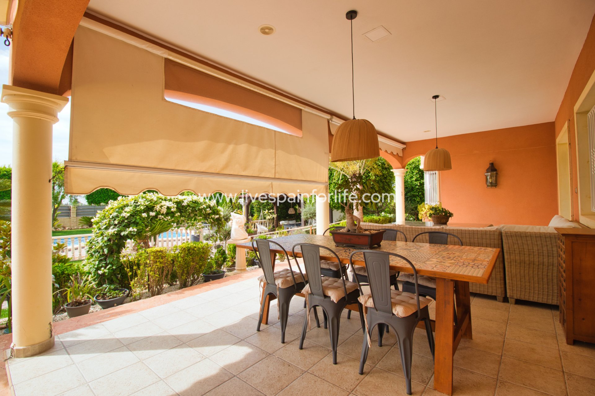 Reventa - Country house -
Alicante