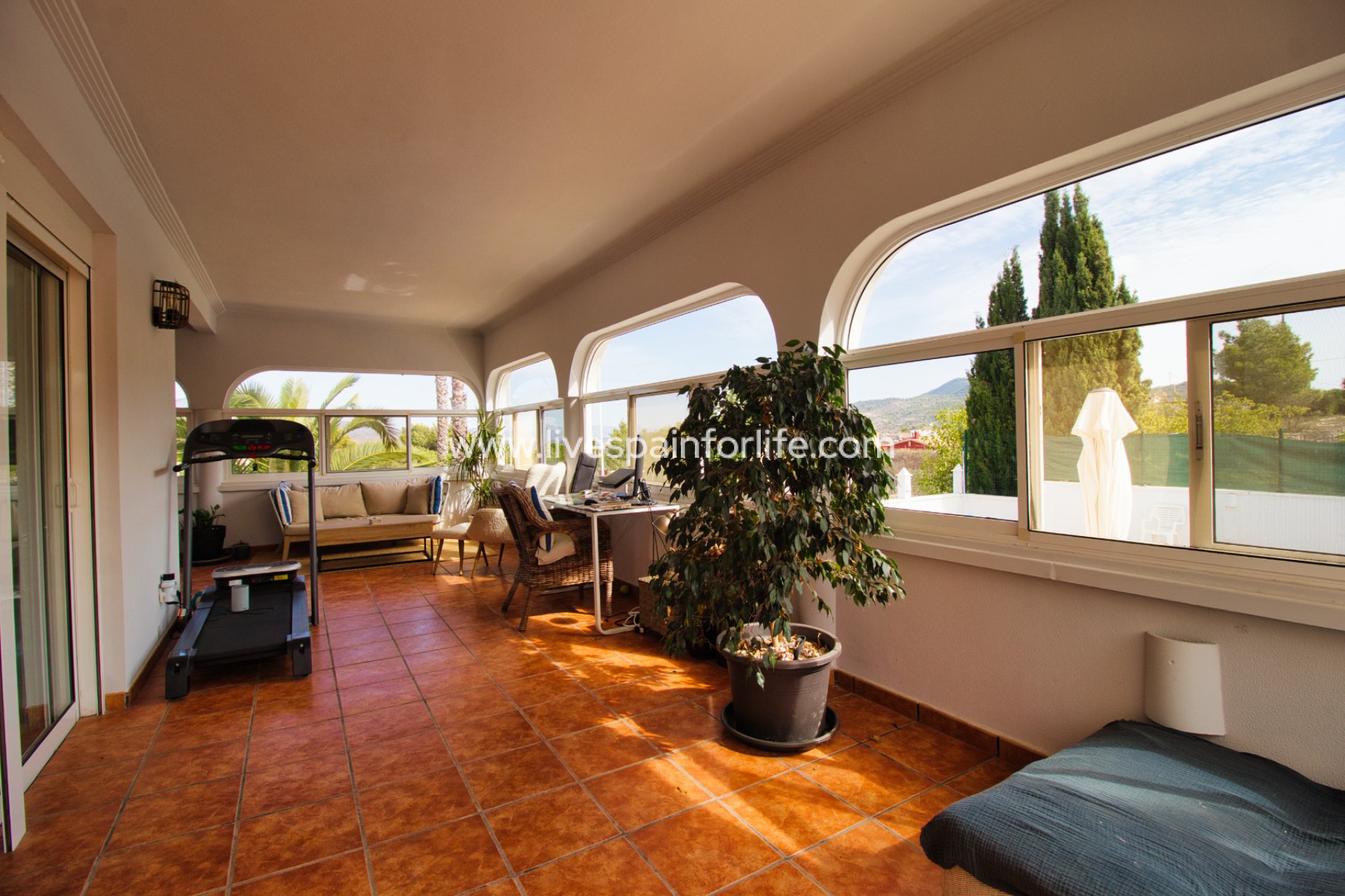 Reventa - Country house -
Alicante