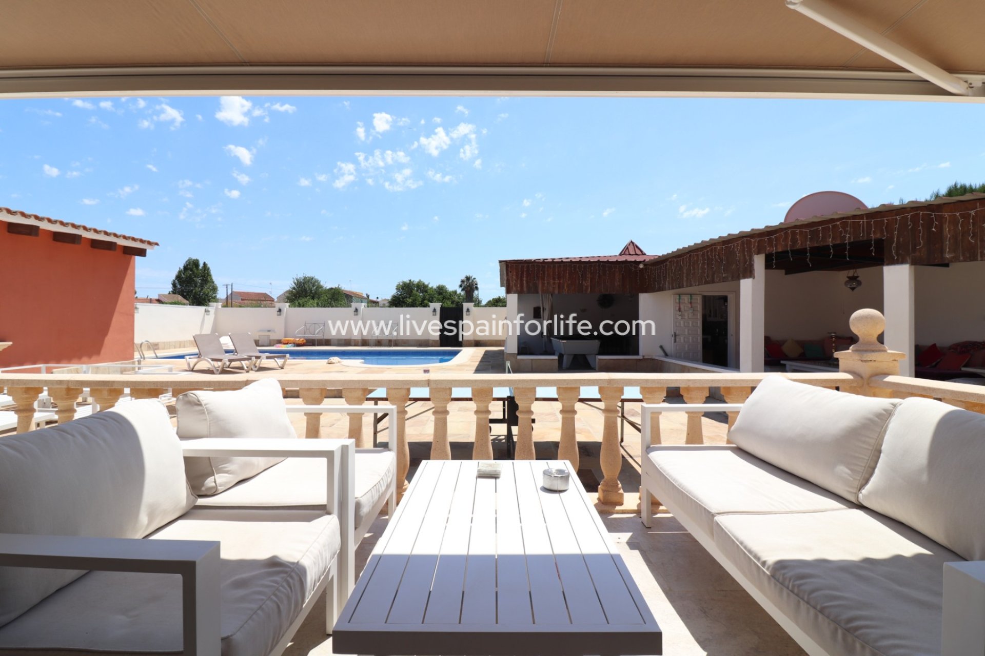 Reventa - Country house -
Almoradi - Heredades