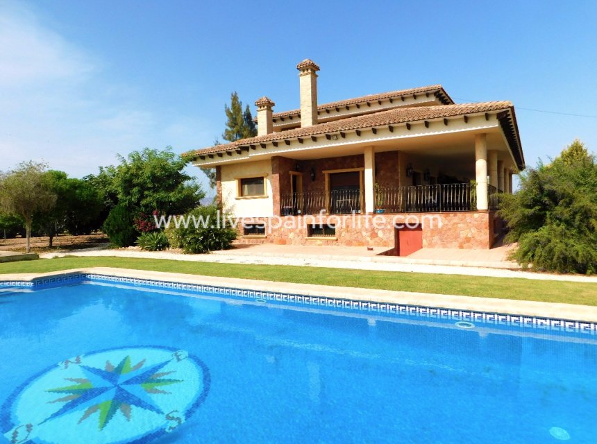 Reventa - Country house -
Callosa De Segura - Callosa de Segura