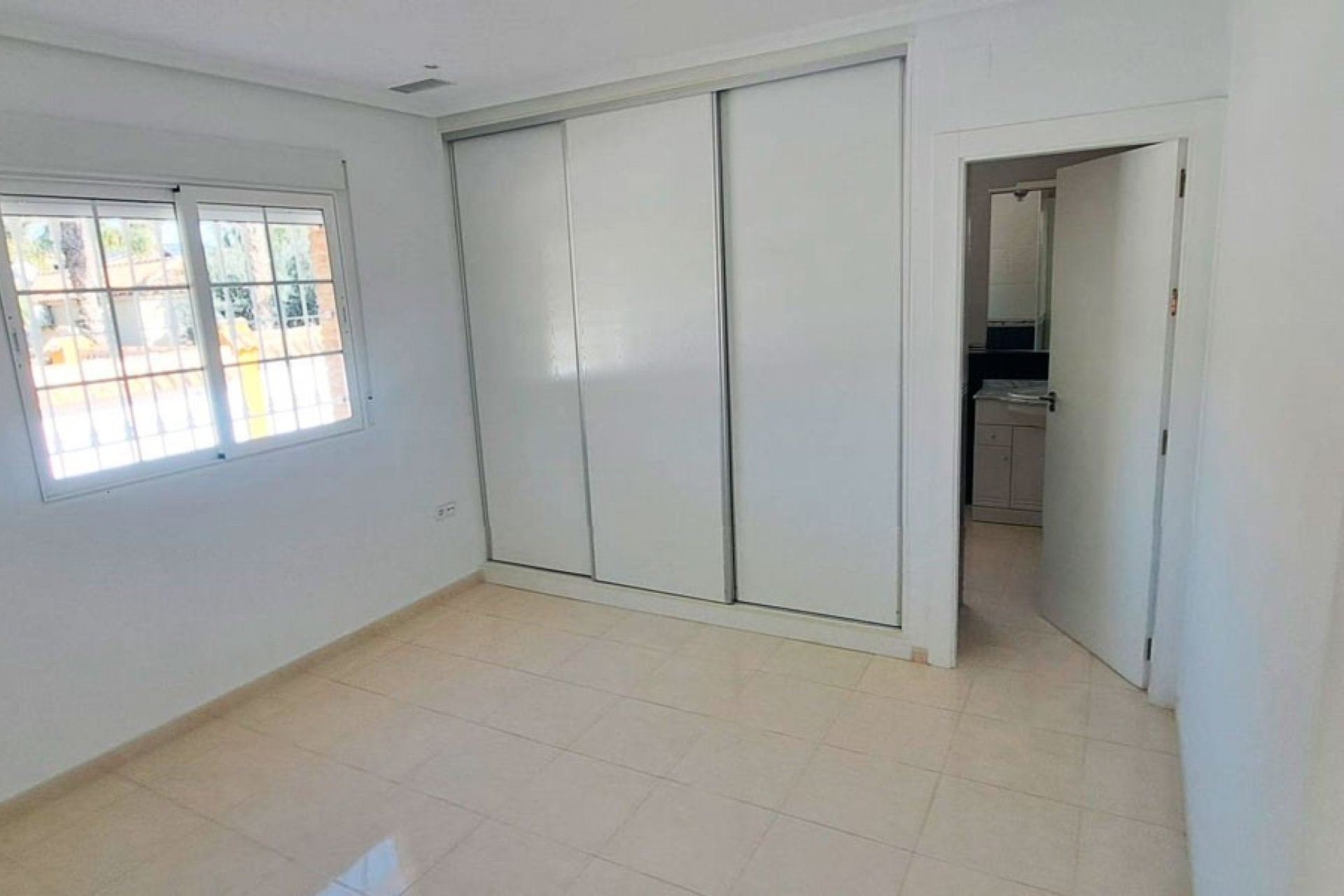 Reventa - Country house -
Catral - Catral - Country