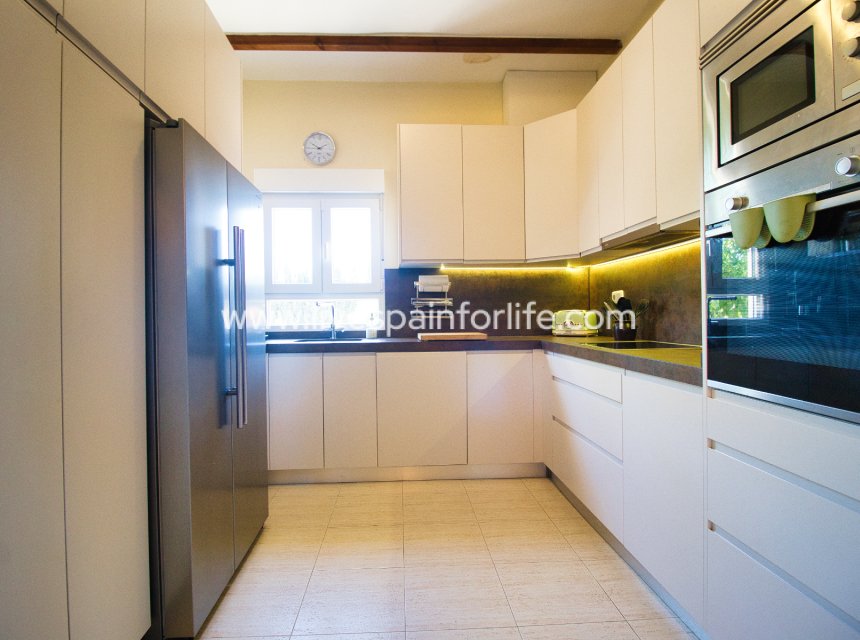 Reventa - Country house -
Daya Vieja