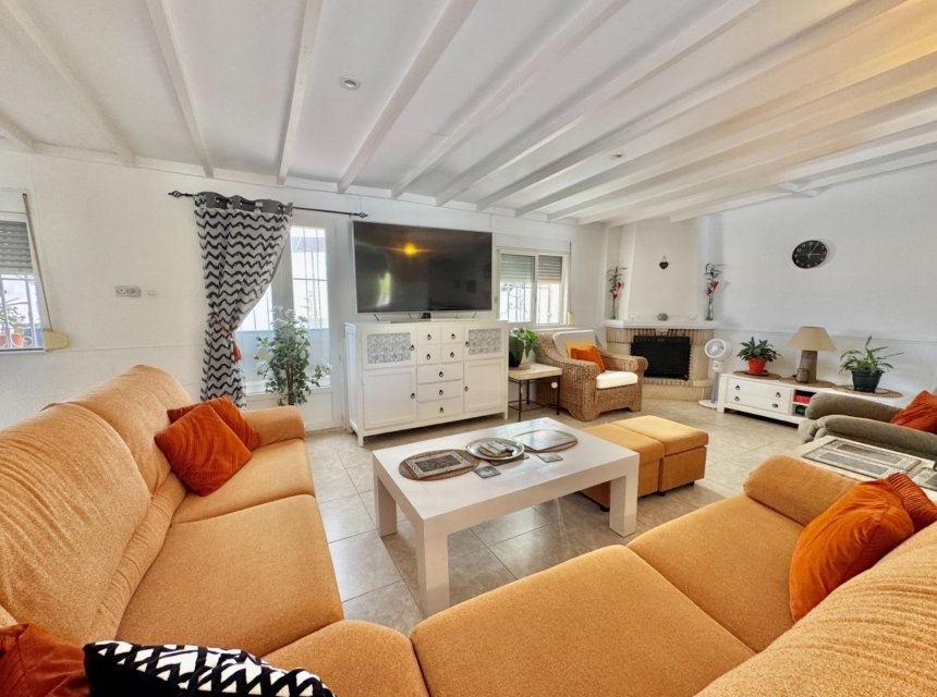 Reventa - Country house -
Dolores