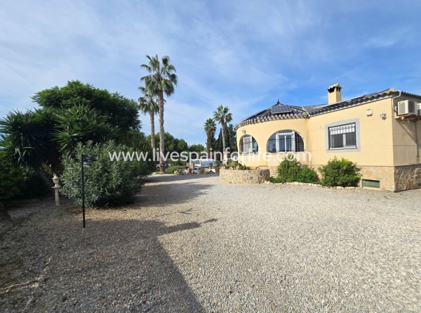 Reventa - Country house -
Dolores