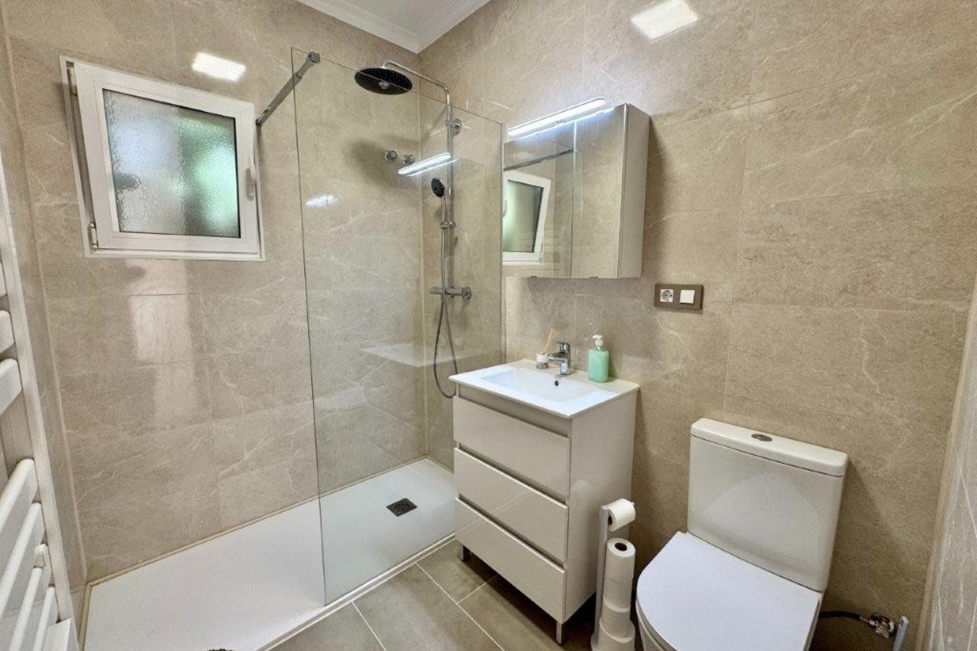 Reventa - Country house -
Dolores