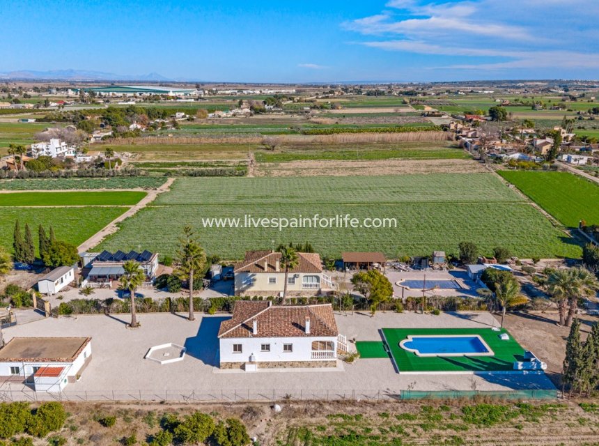 Reventa - Country house -
Dolores