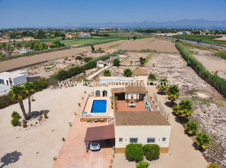 Reventa - Country house -
Dolores