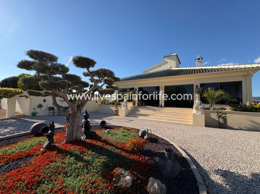 Reventa - Country house -
Dolores