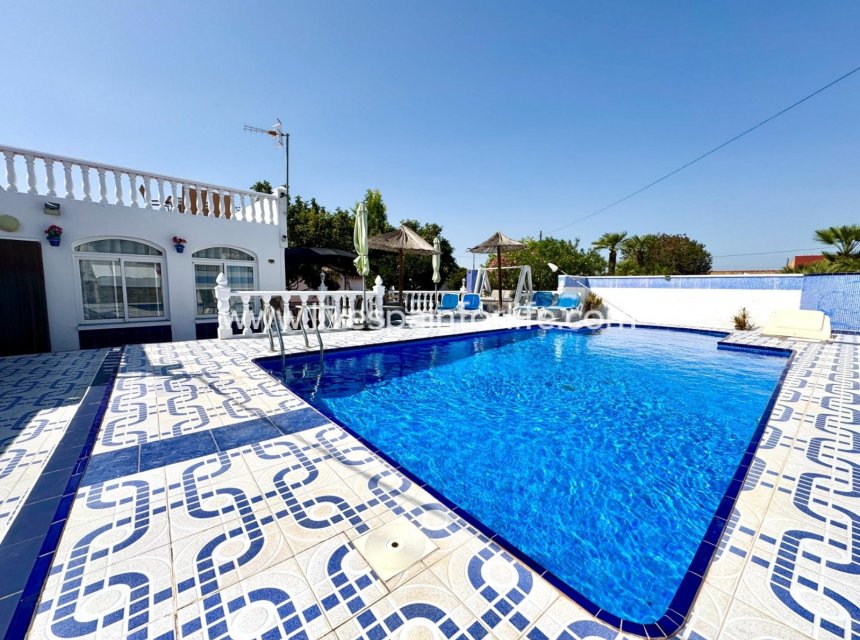 Reventa - Country house -
Dolores