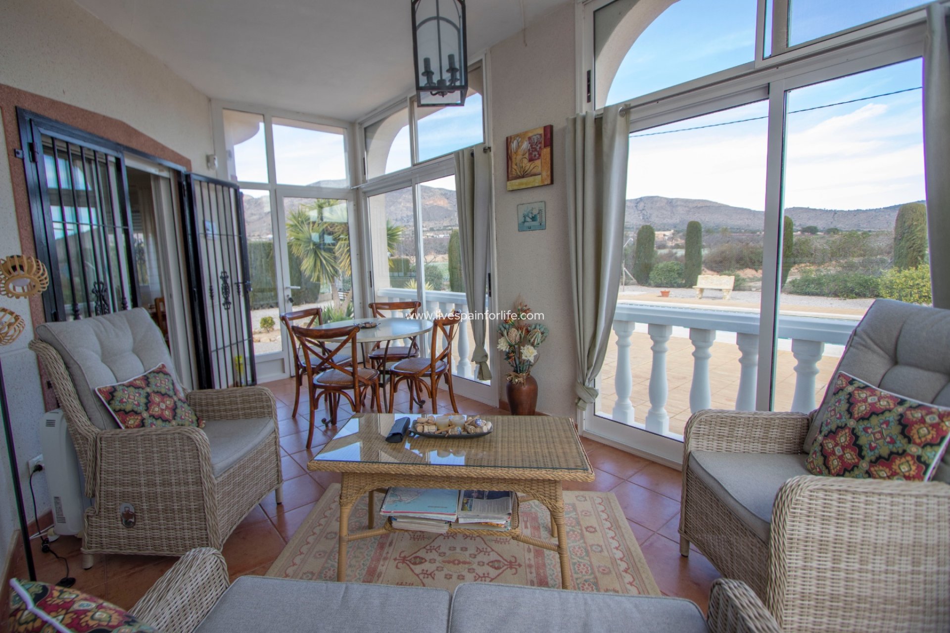 Reventa - Country house -
Hondon De Las Nieves