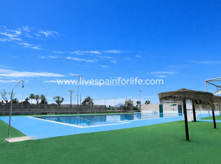 Reventa - Duplex -
Daya Vieja - Daya Vieja - Town