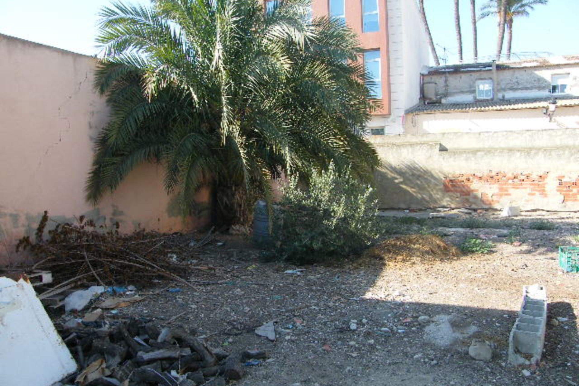 Reventa - Plot of Land -
Daya Vieja