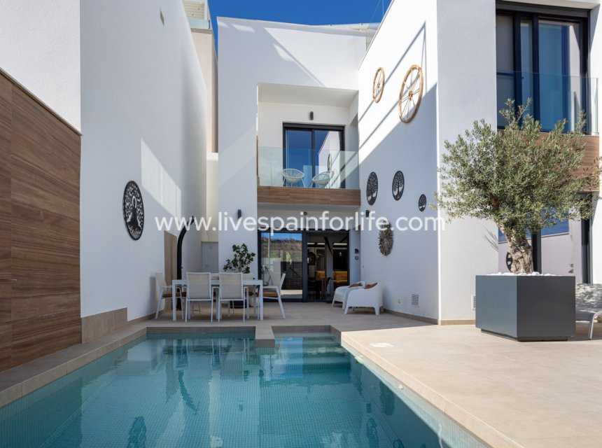 Reventa - Semi-detached house / Quad -
Benijofar
