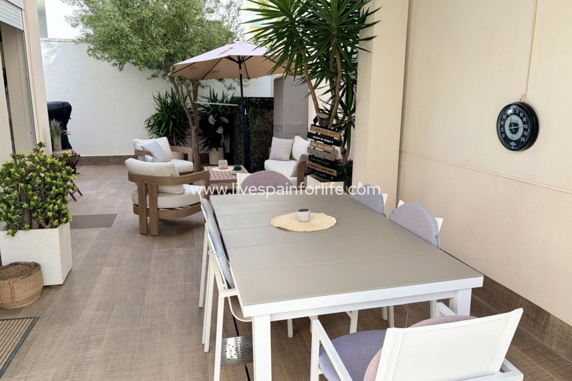 Reventa - Semi-detached house / Quad -
Ciudad Quesada
