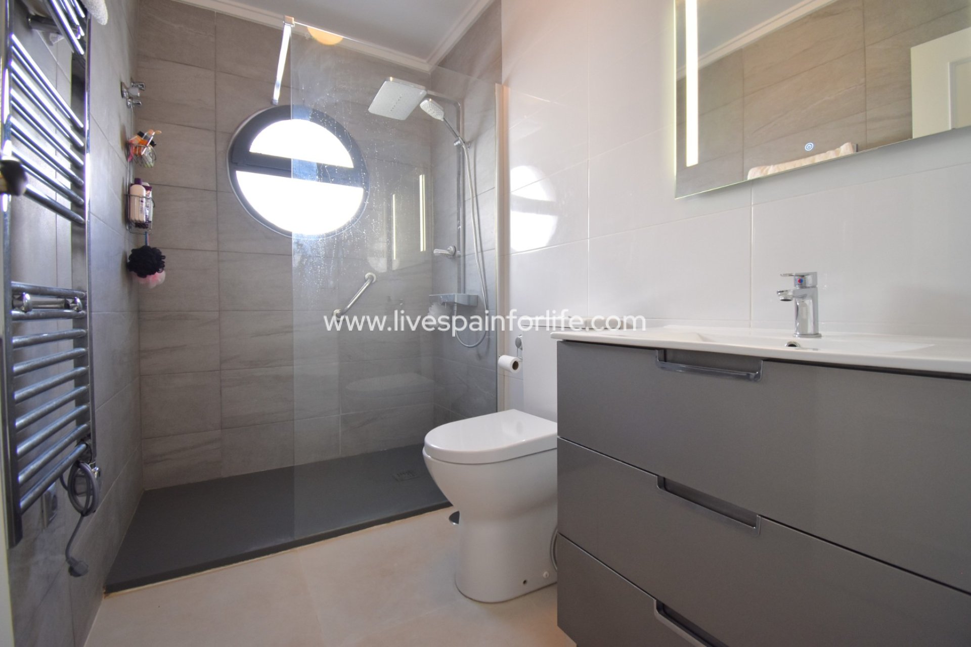 Reventa - Semi-detached house / Quad -
Orihuela Costa - Playa Flamenca