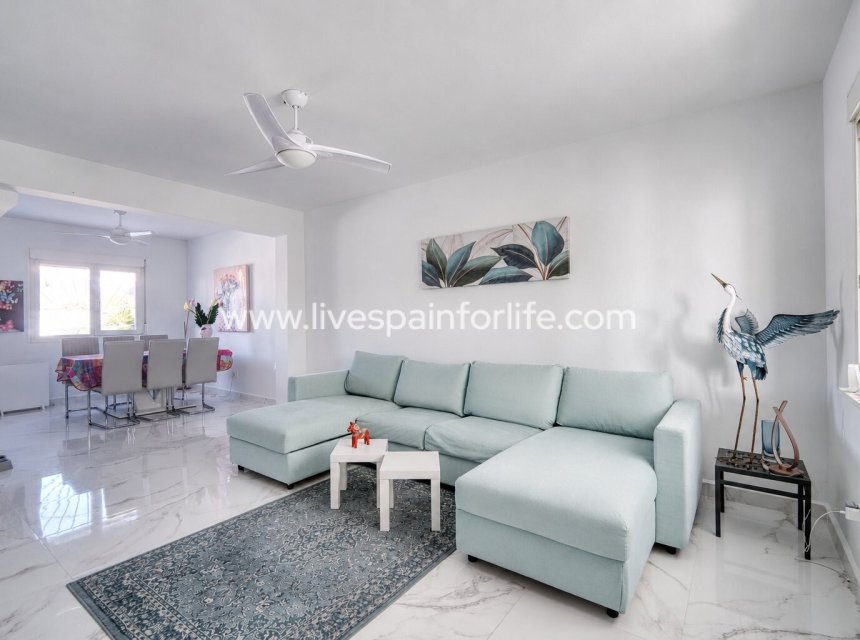 Reventa - Town house -
Benijofar - Monte Azul