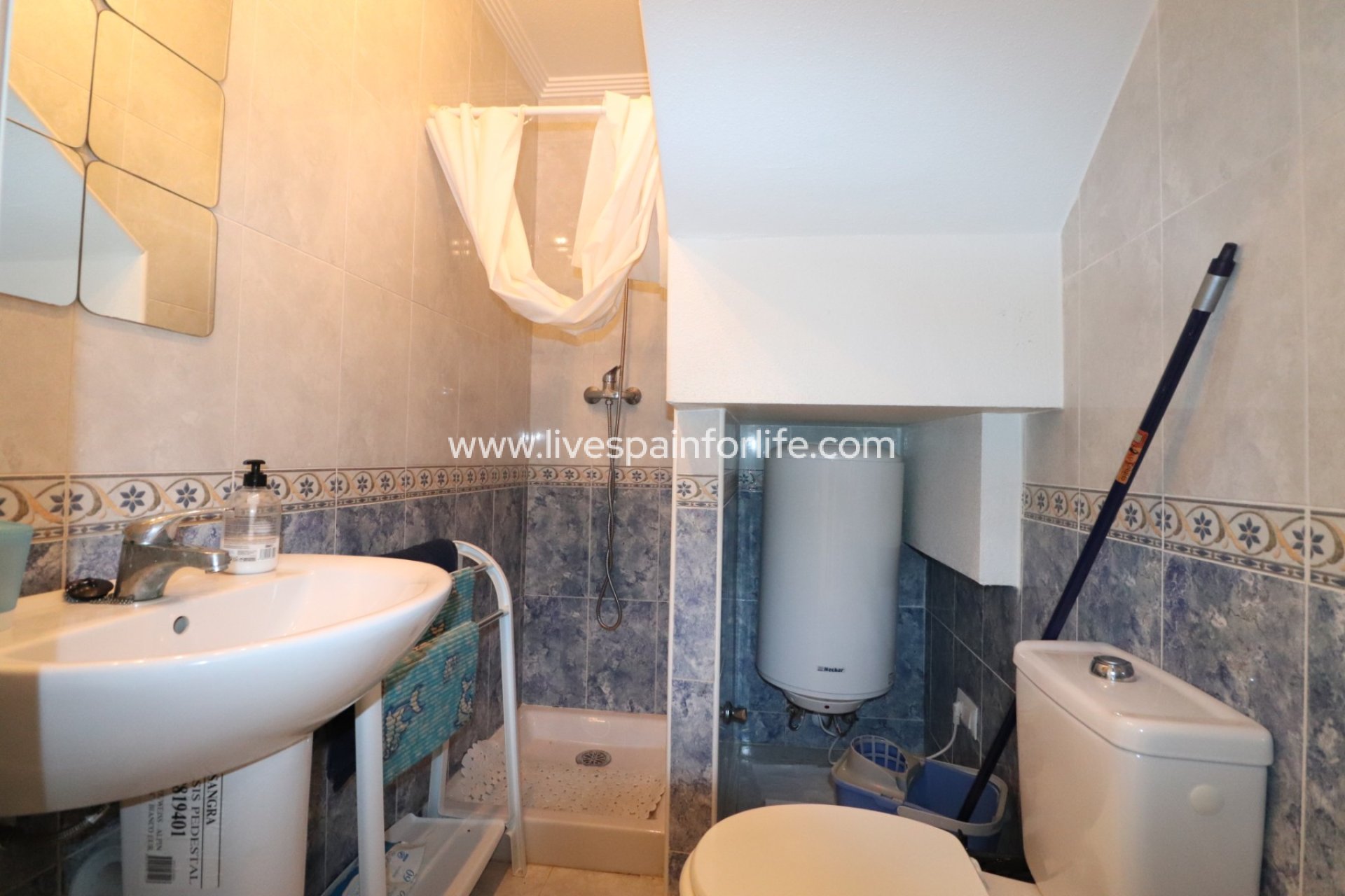 Reventa - Town house -
Benijofar