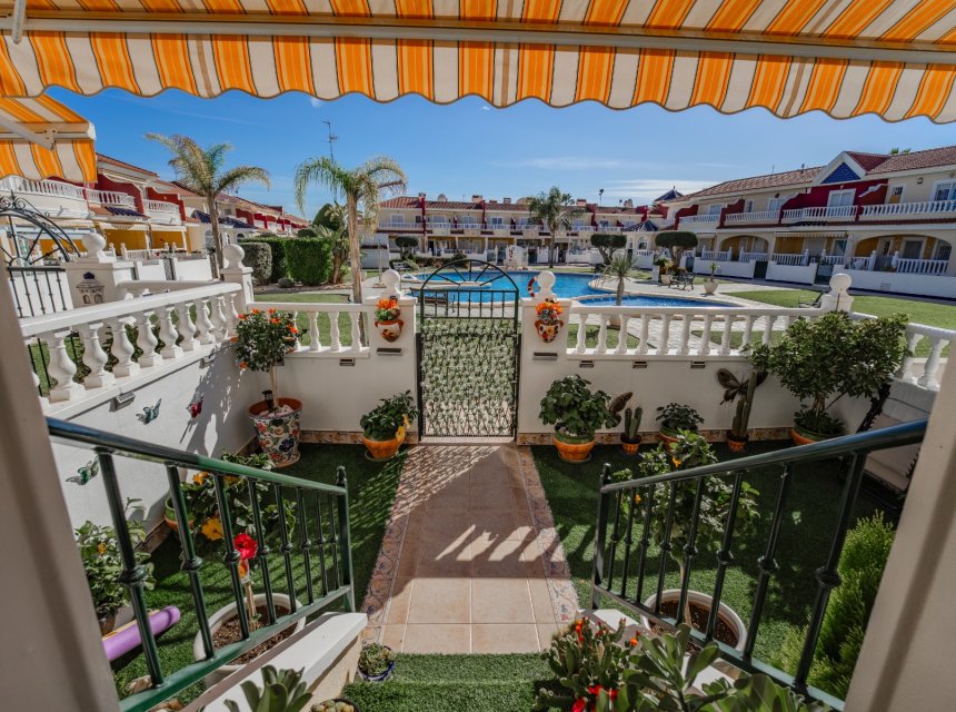 Reventa - Town house -
Ciudad Quesada - Lo Marabú