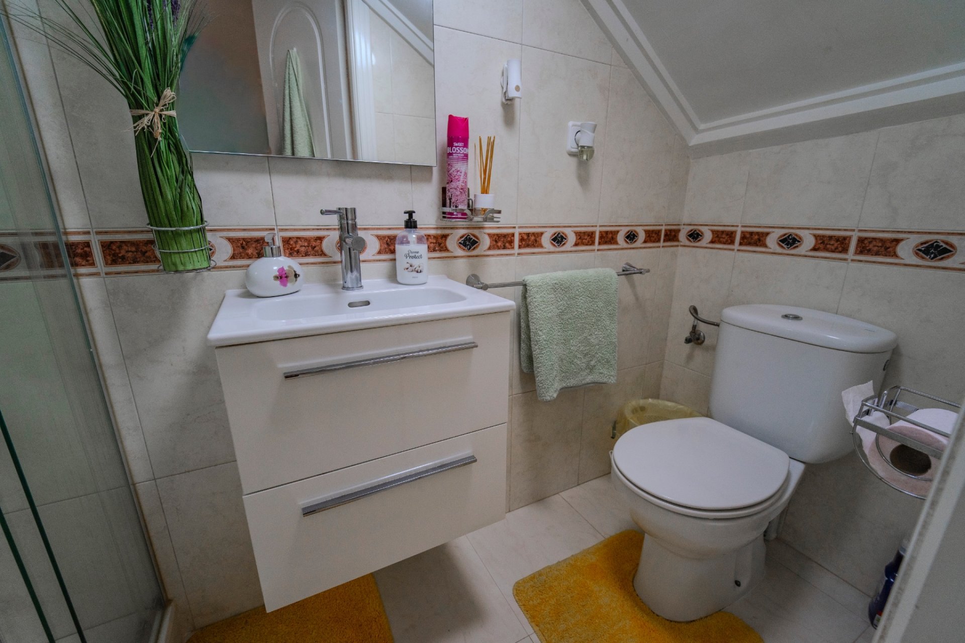 Reventa - Town house -
Ciudad Quesada - Lo Marabú