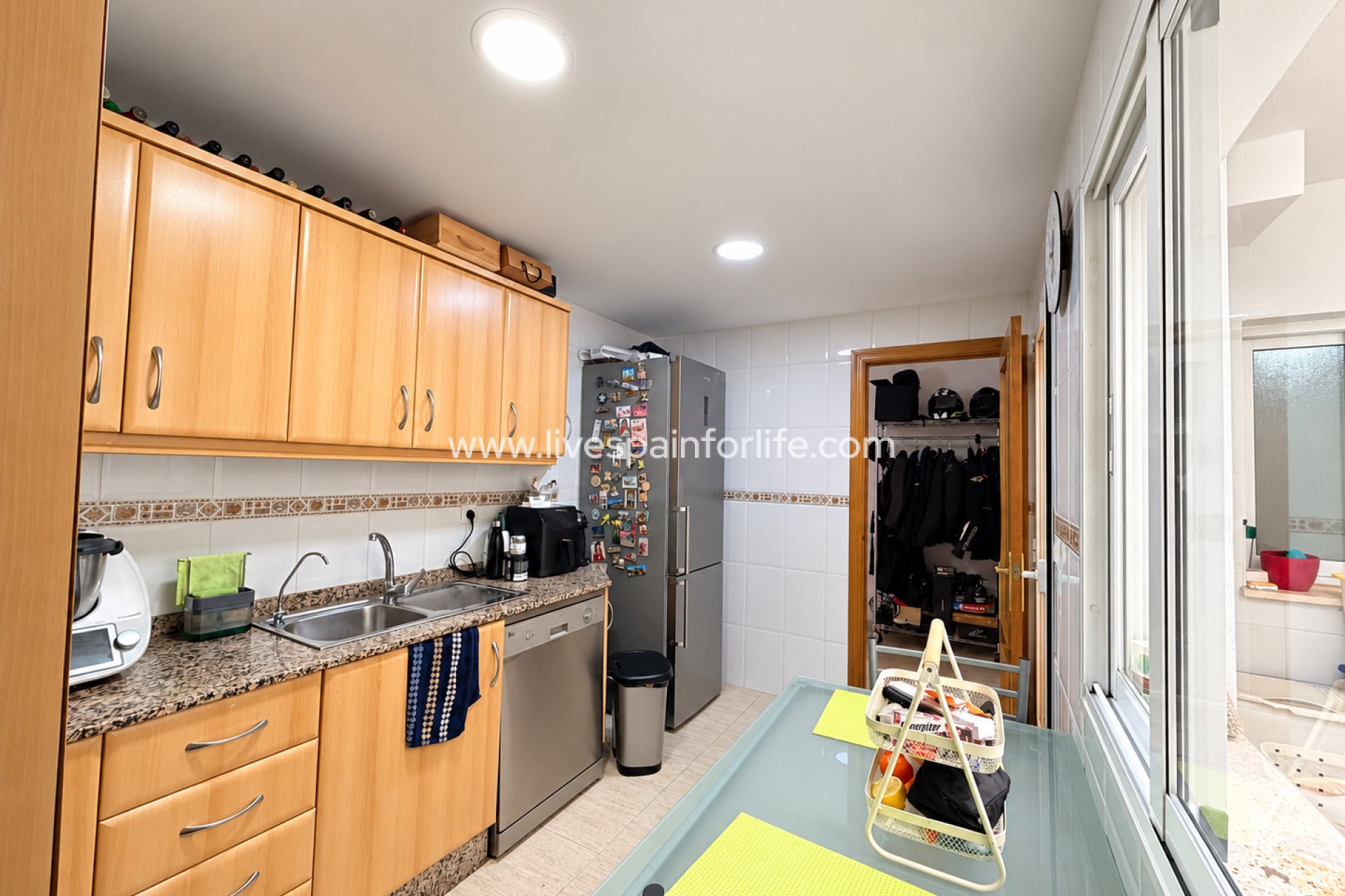 Reventa - Town house -
Daya Nueva