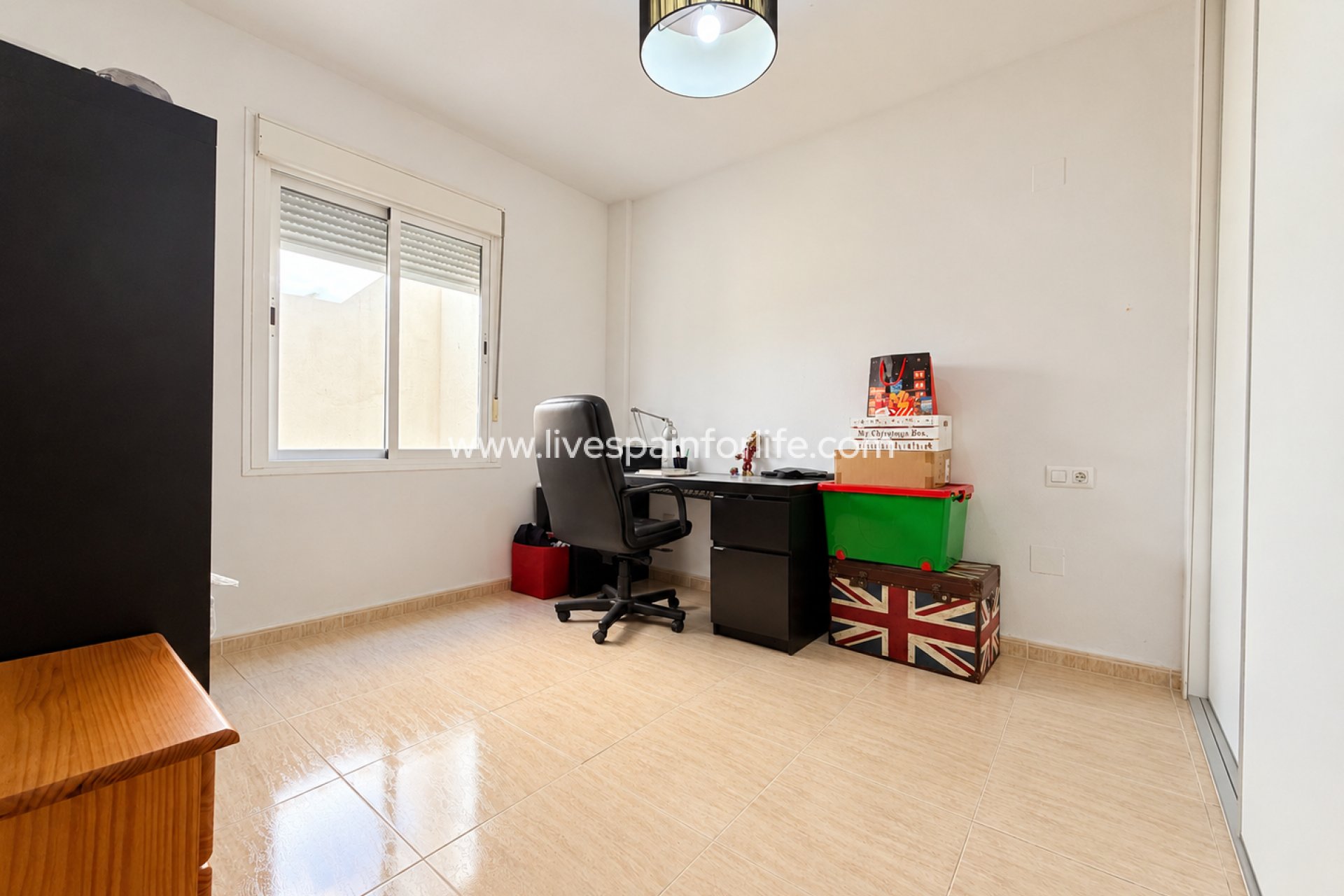 Reventa - Town house -
Daya Nueva