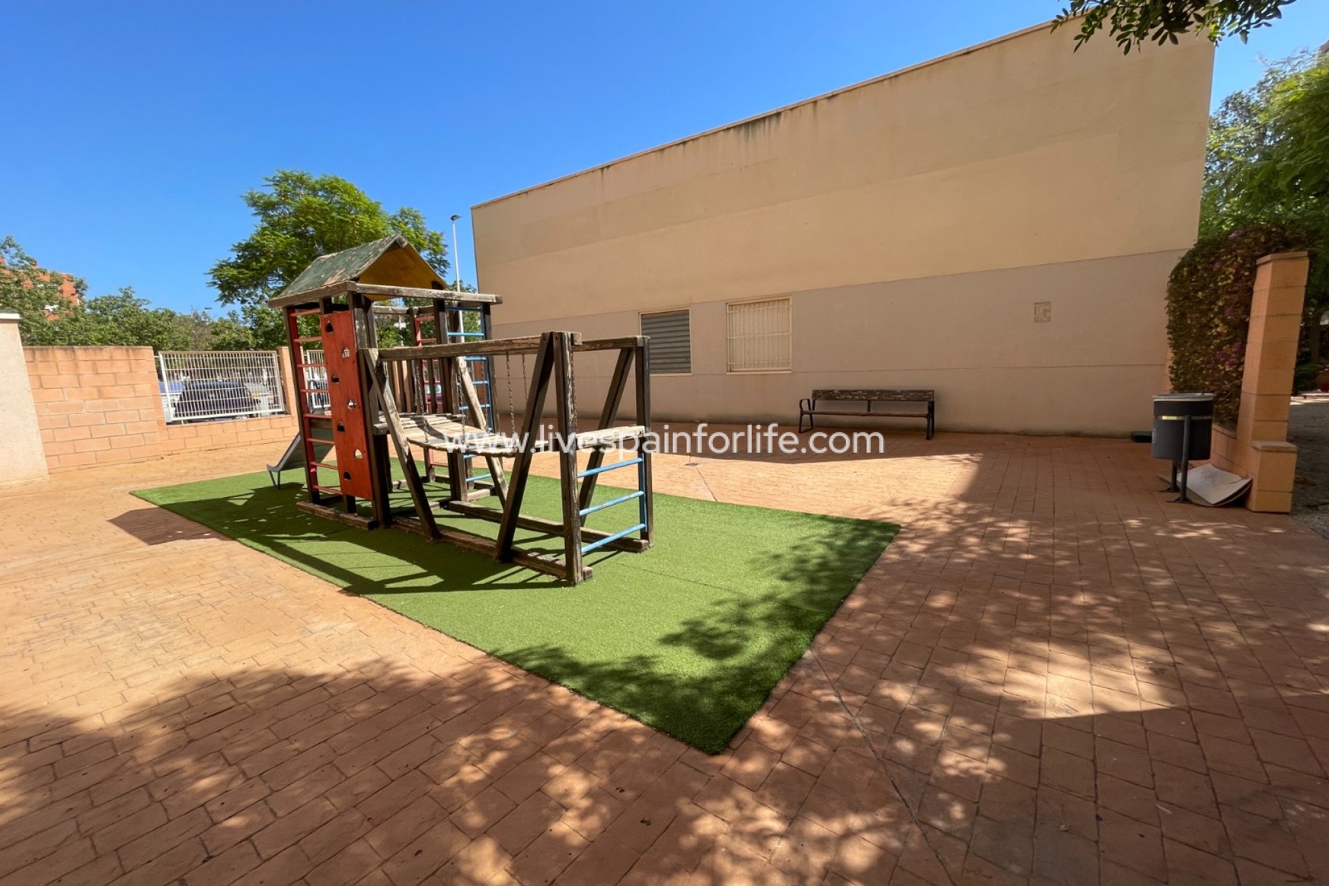 Reventa - Town house -
Elche - Center