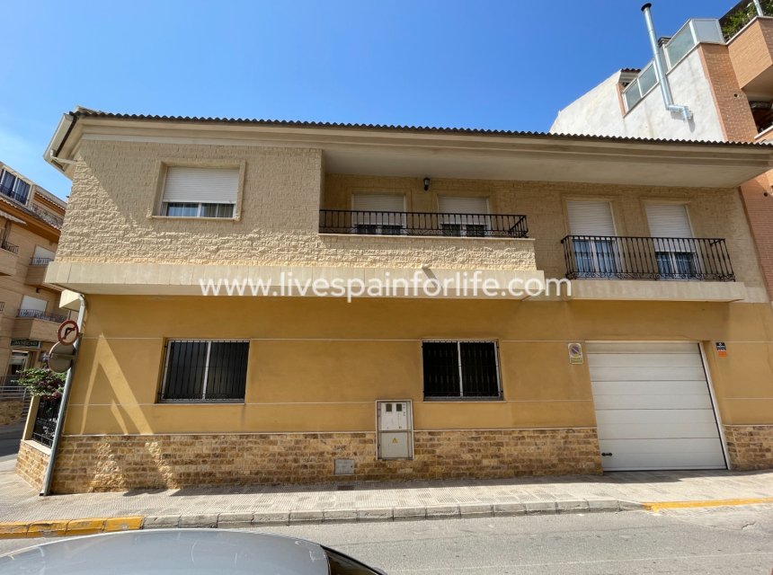 Reventa - Town house -
Formentera Del Segura - Formentera de Segura