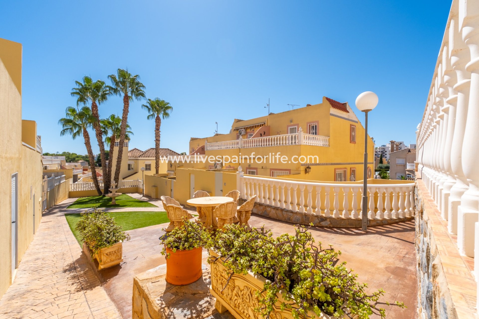 Reventa - Town house -
Orihuela Costa - Las Filipinas