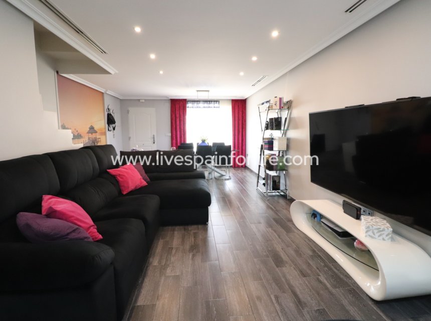 Reventa - Town house -
Redovan - Redovan - Town