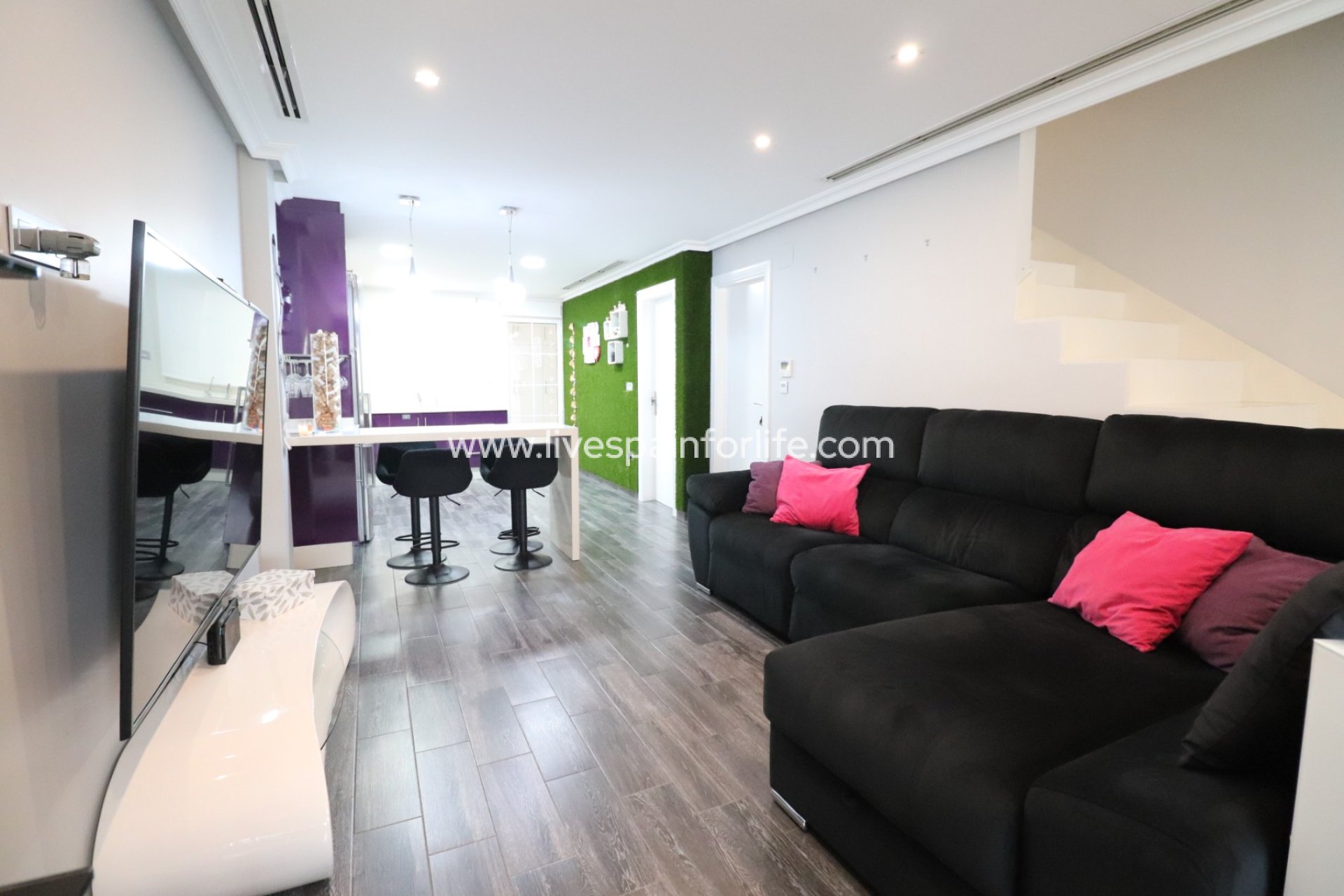 Reventa - Town house -
Redovan - Redovan - Town