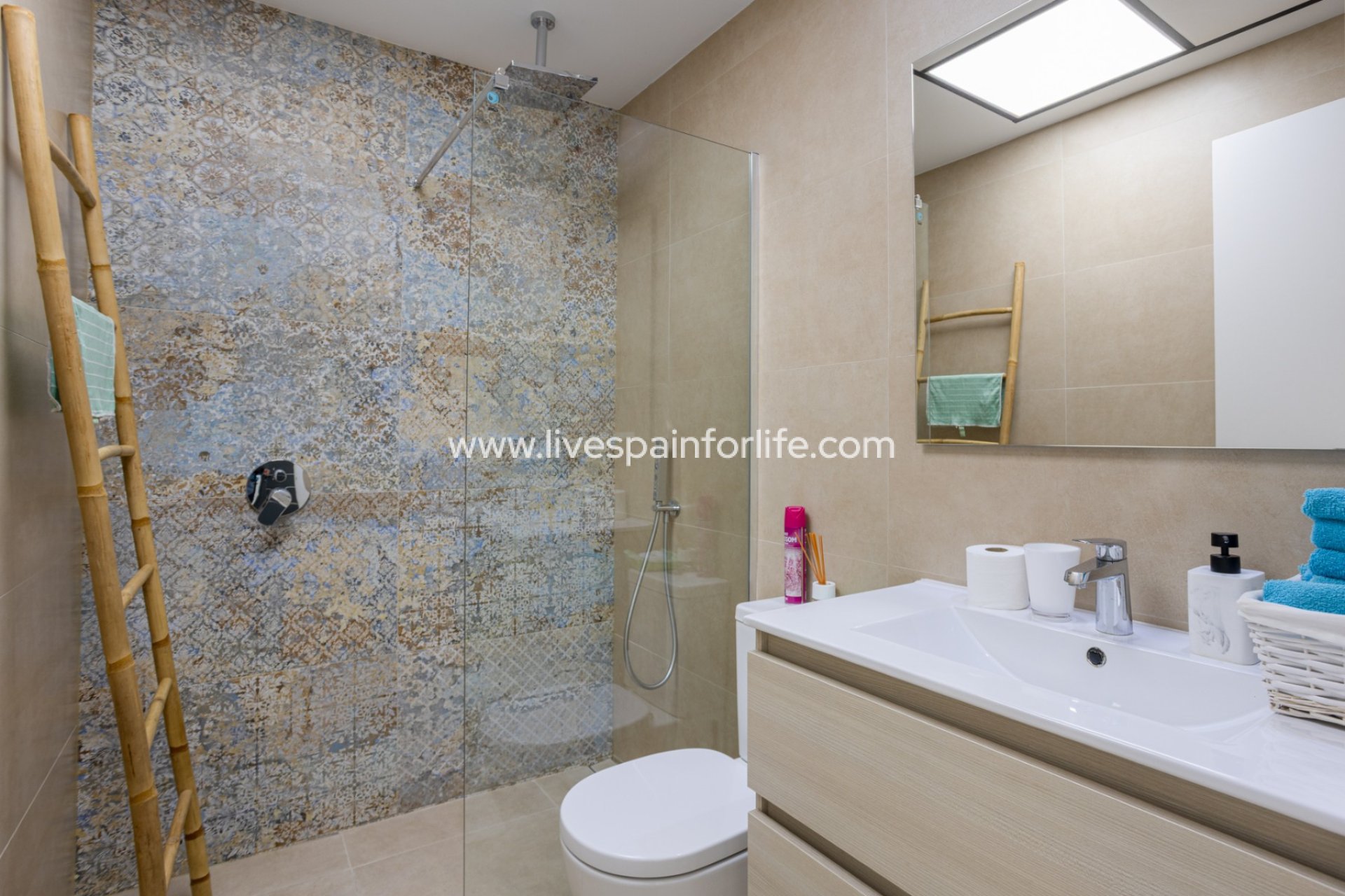 Reventa - Villa (detached) -
Alicante